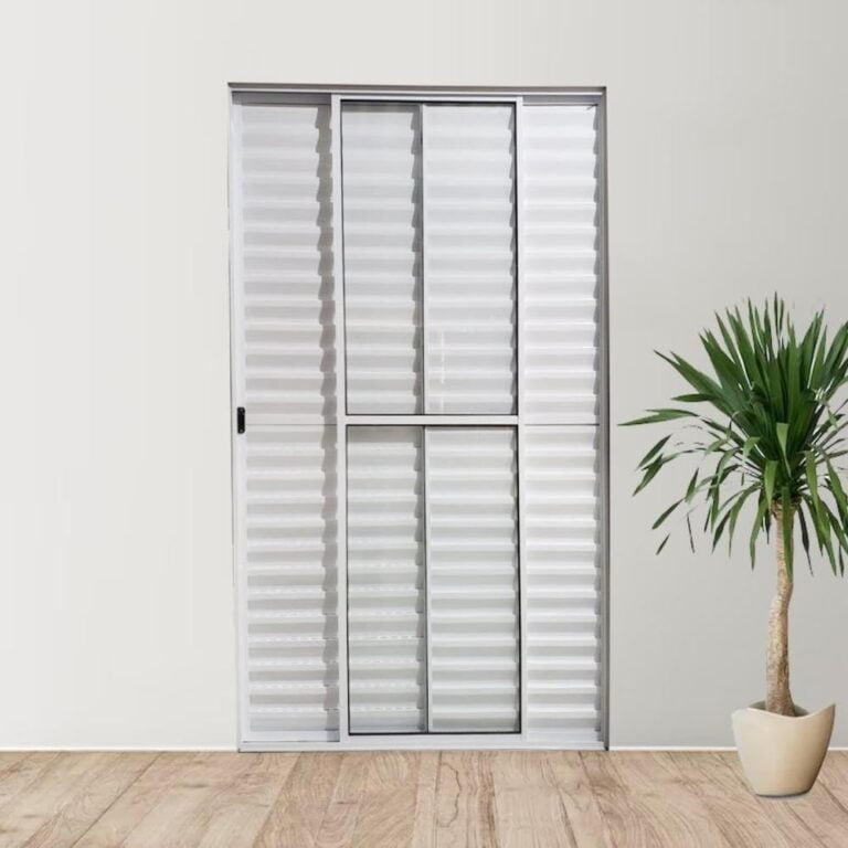 melhor obra apresenta imagem de casa com IA para post sobre melhores esquadrias de aluminios portas e janelas