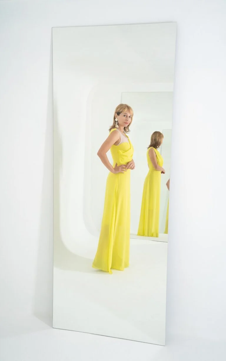 🏆 Monte sua Vidraçaria 5 melhorobra apresenta dicas para montar sua vidraçaria vidros fotos de woman-6660519_1280